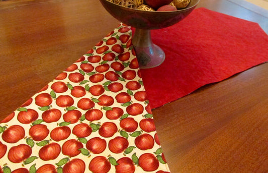 Apples ReversibleTable Runner Rosh Hashanah